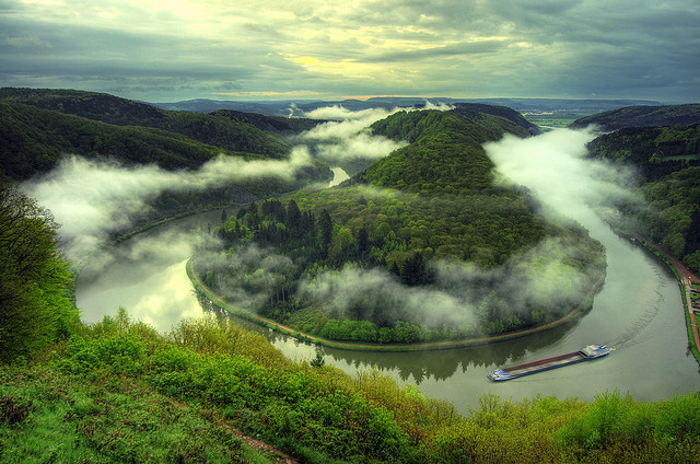 by Wolfgang Staudt on Flickr.Morning view of Saar river in northeastern France and western Germany.