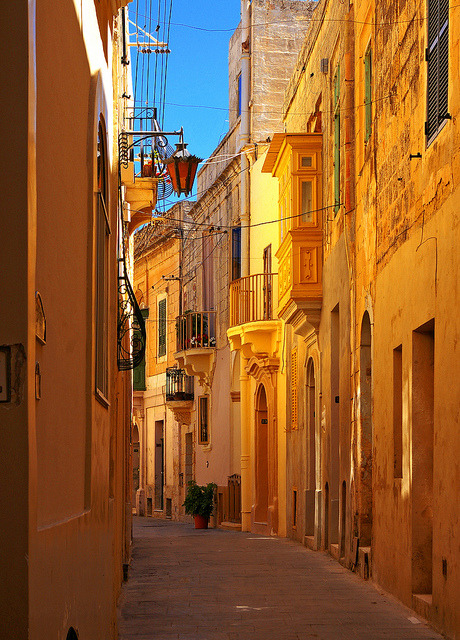 A narrow alley in Rabat, Malta